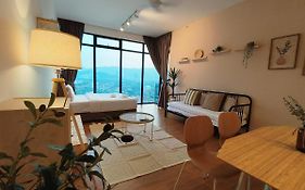 New Georgetown Modern City View 2Br Homestay For 10Pax 无敌美景两房民宿 Beacon Executive Suite